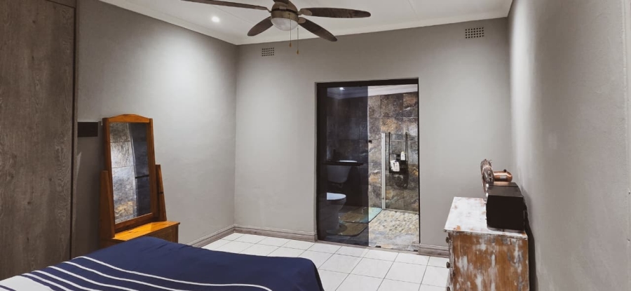 4 Bedroom Property for Sale in Boknesstrand Eastern Cape